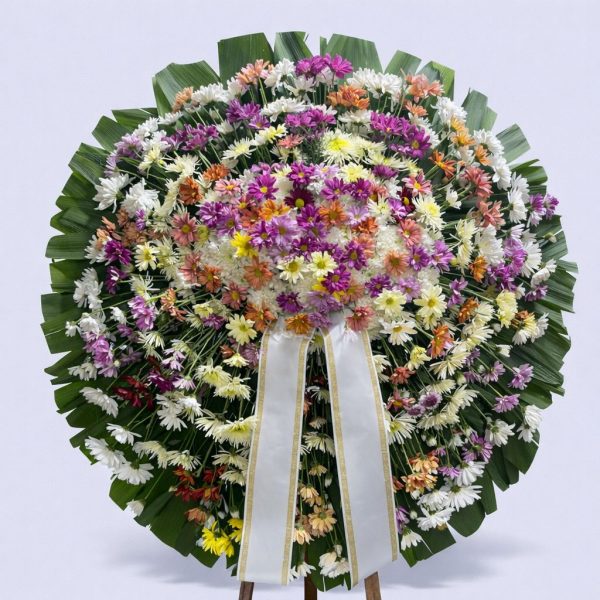 Coroa Fúnebre com Crisântemos e Flores do Campo Coloridas